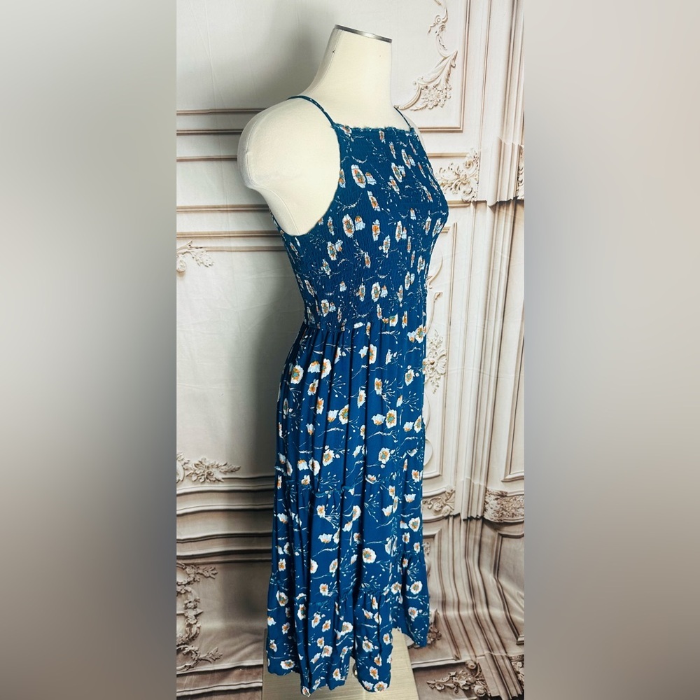 3 for $36 Sale! Charlotte Russe Blue Floral Strapless Midi Dress - Picture 5 of 7